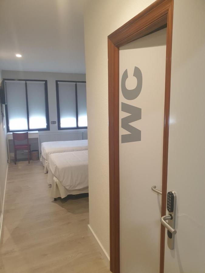 Hotel Arts - Gasteiz Centro فيتوريا غاستيِز المظهر الخارجي الصورة