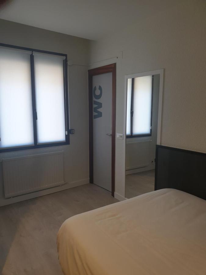 Hotel Arts - Gasteiz Centro فيتوريا غاستيِز المظهر الخارجي الصورة