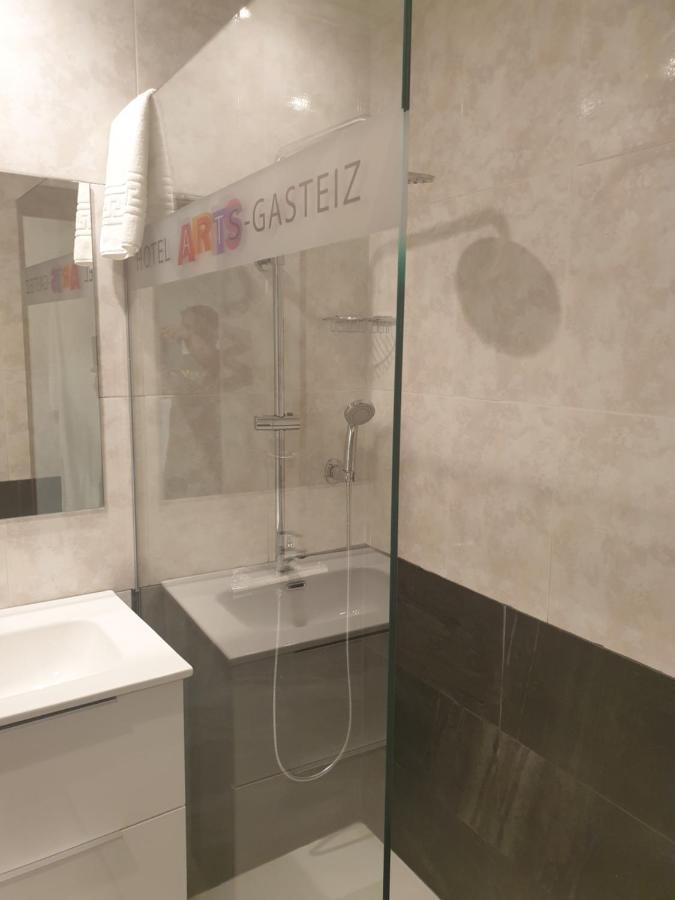 Hotel Arts - Gasteiz Centro فيتوريا غاستيِز المظهر الخارجي الصورة
